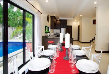 Villa Siam Pool *